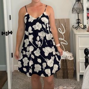 Everly size medium dress